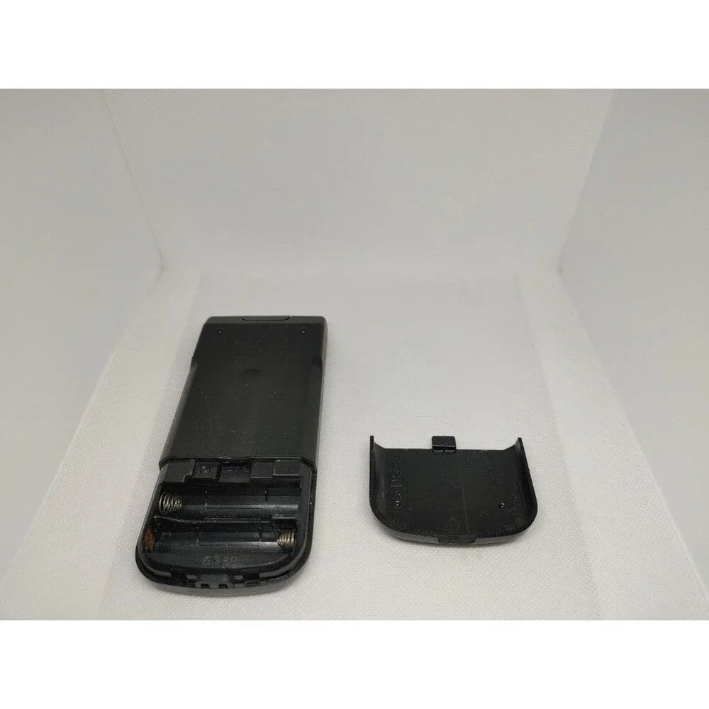 Sony RMT-D182A Remote Control For Portable DVD Players - Picture 2 of 3